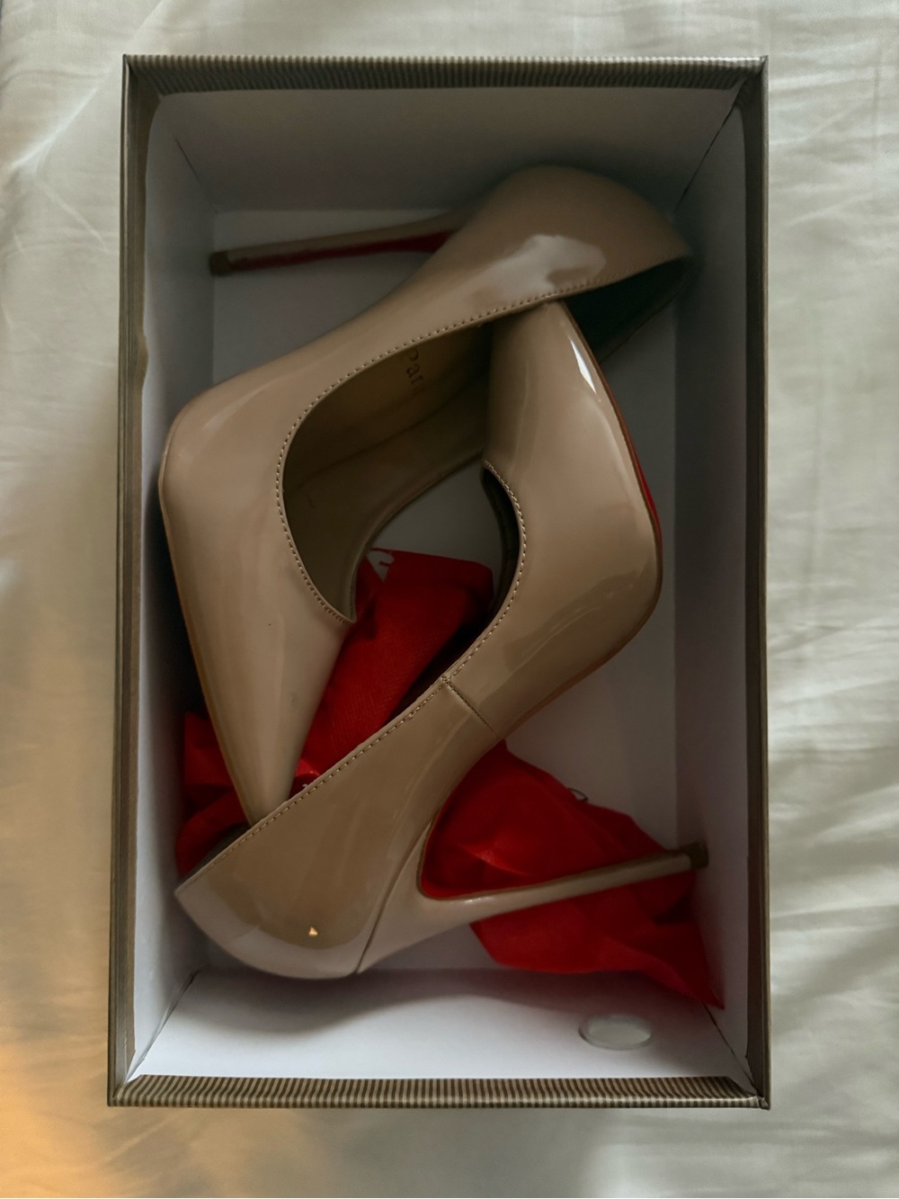 So Kate Leather Nude Pump Red Bottom women’s 6.5